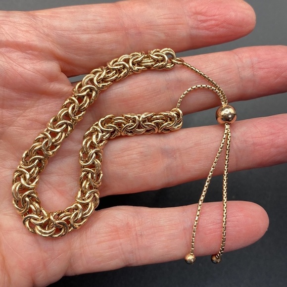 Goldtone Mesh Chain Slider Bracelet - Picture 1 of 9